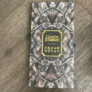 Urban Decay Game of Thrones Palette